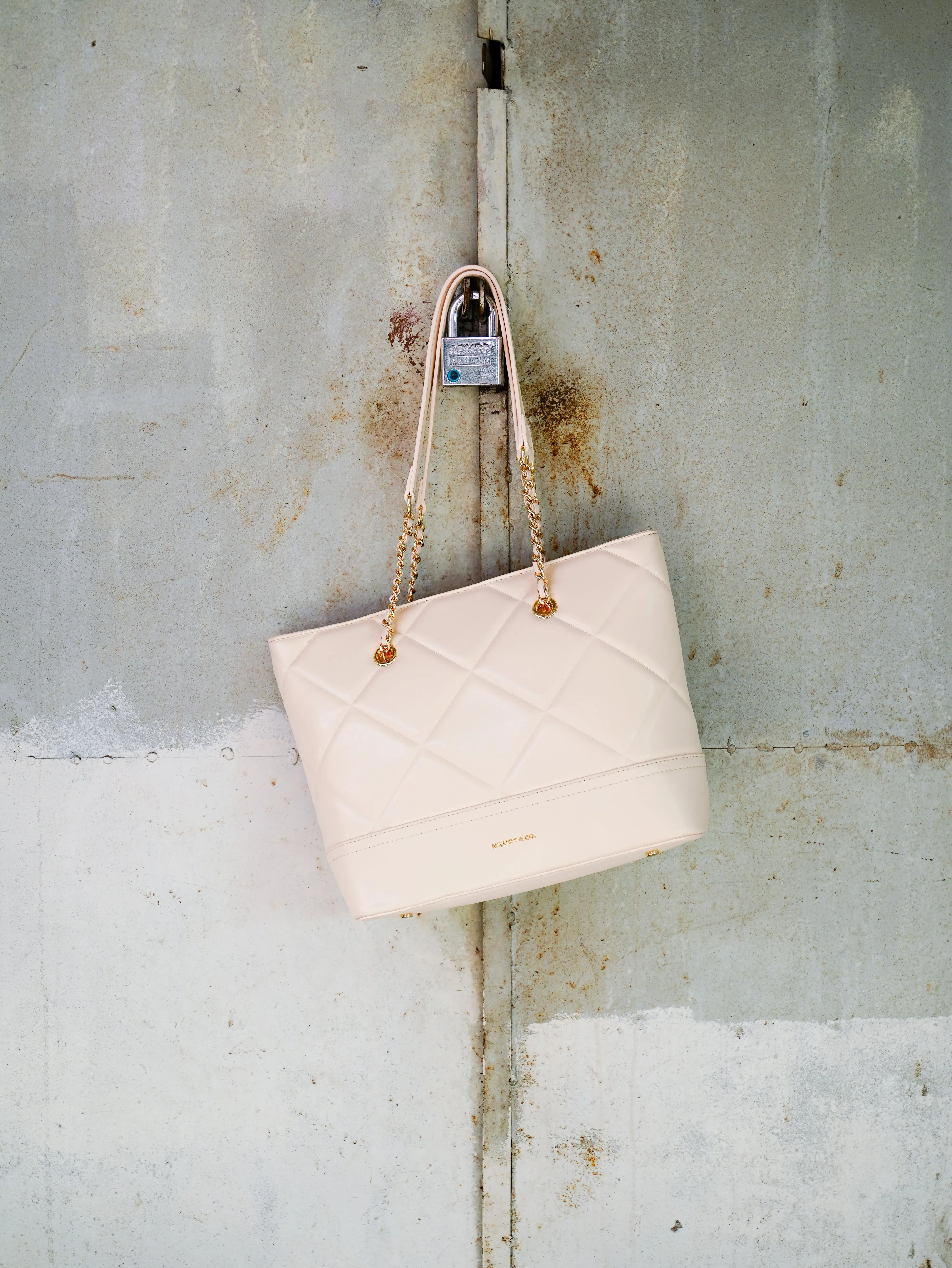 De Luna Quilted Totebag (Cornsilk)