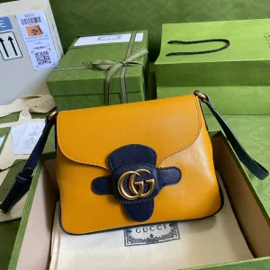 Gucci   Luxury Bags  1016