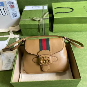 Gucci   Luxury Bags  1019