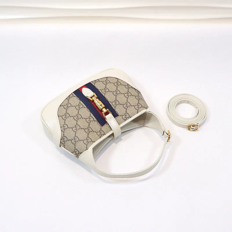 Gucci   Luxury Bags  1035