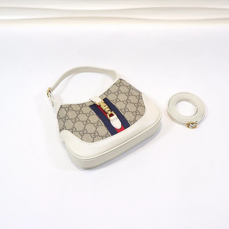 Gucci   Luxury Bags  1035