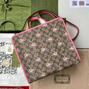 Gucci   Luxury Bags  1055