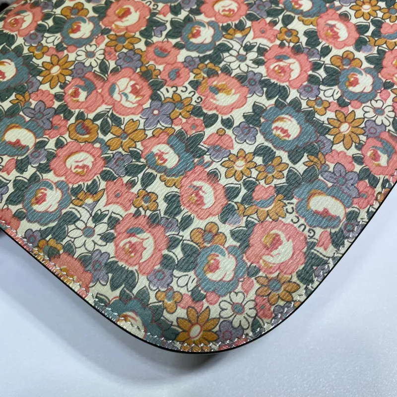 Gucci   Luxury Bags  1089