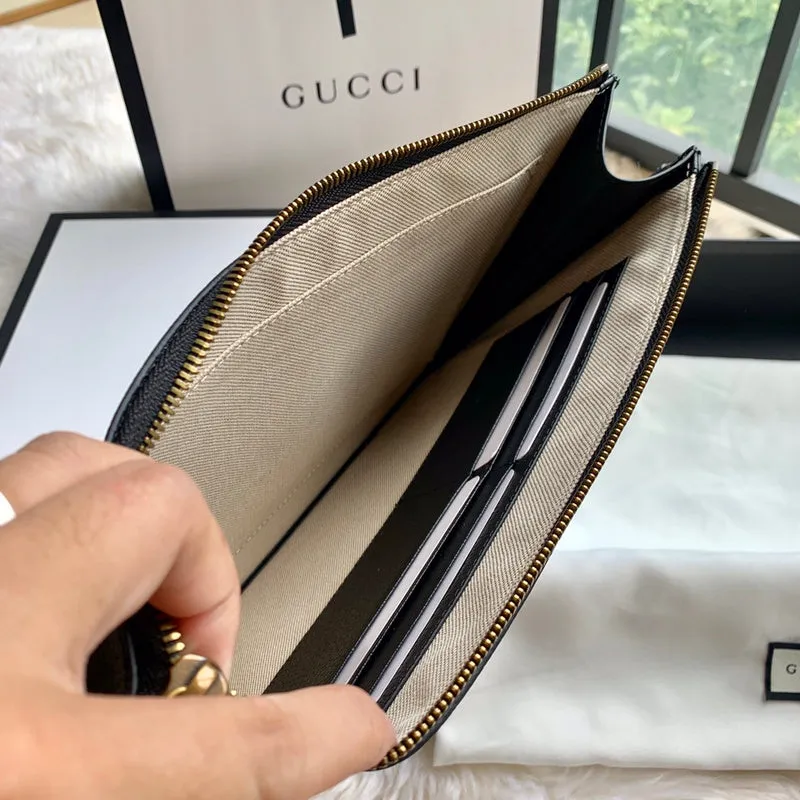Gucci   Luxury Bags  1323