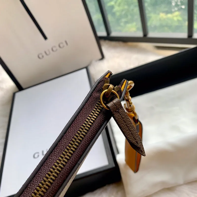 Gucci   Luxury Bags  1325
