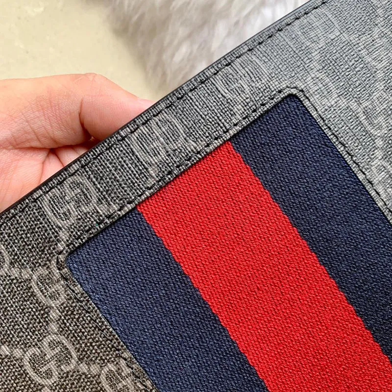 Gucci   Luxury Bags  1329