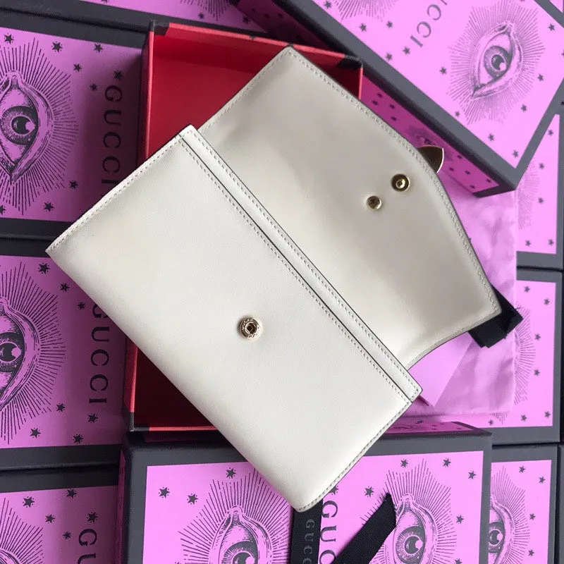 Gucci   Luxury Bags  886