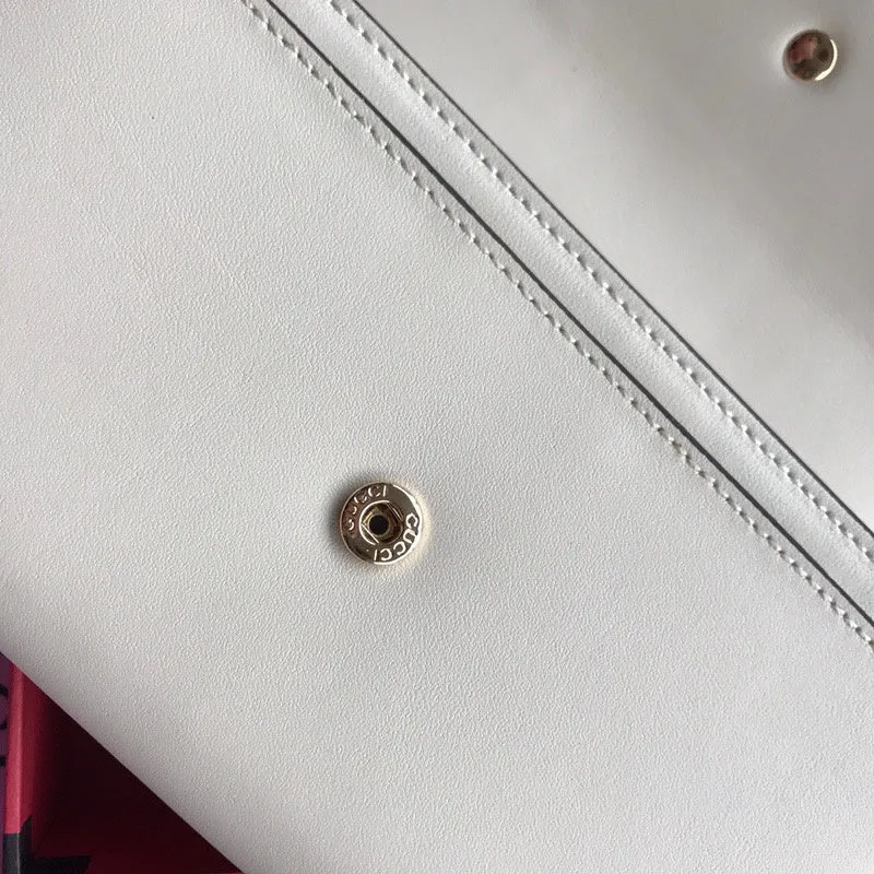 Gucci   Luxury Bags  886