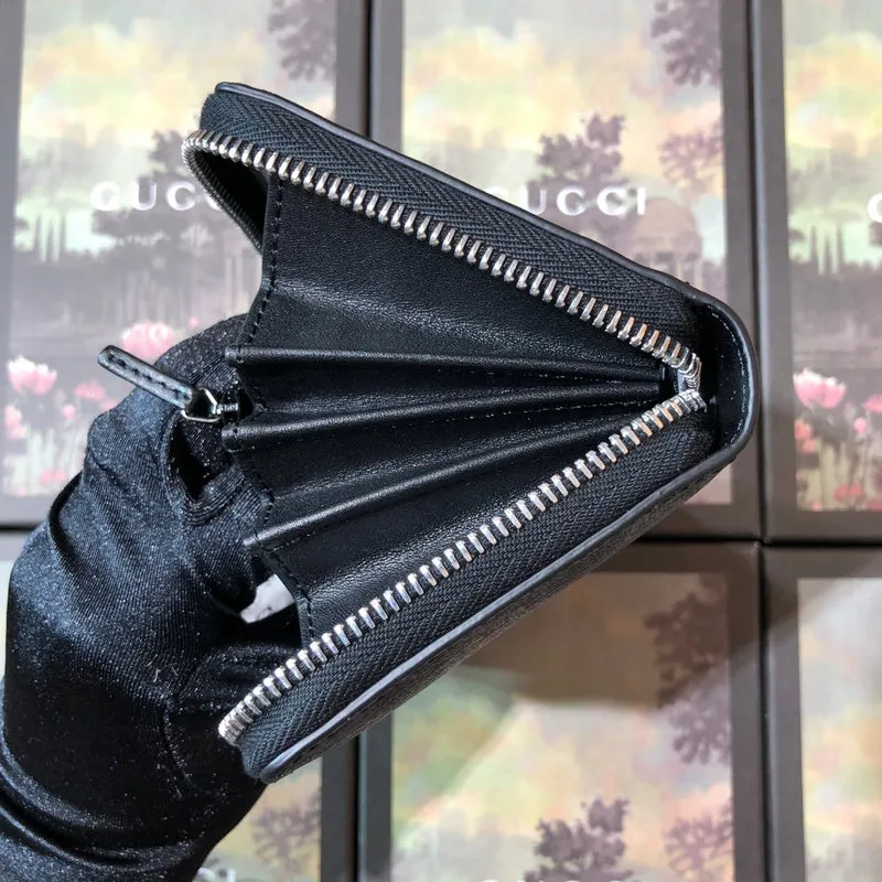Gucci   Luxury Bags  915