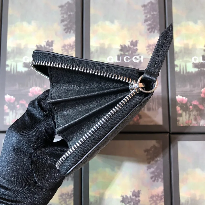 Gucci   Luxury Bags  915