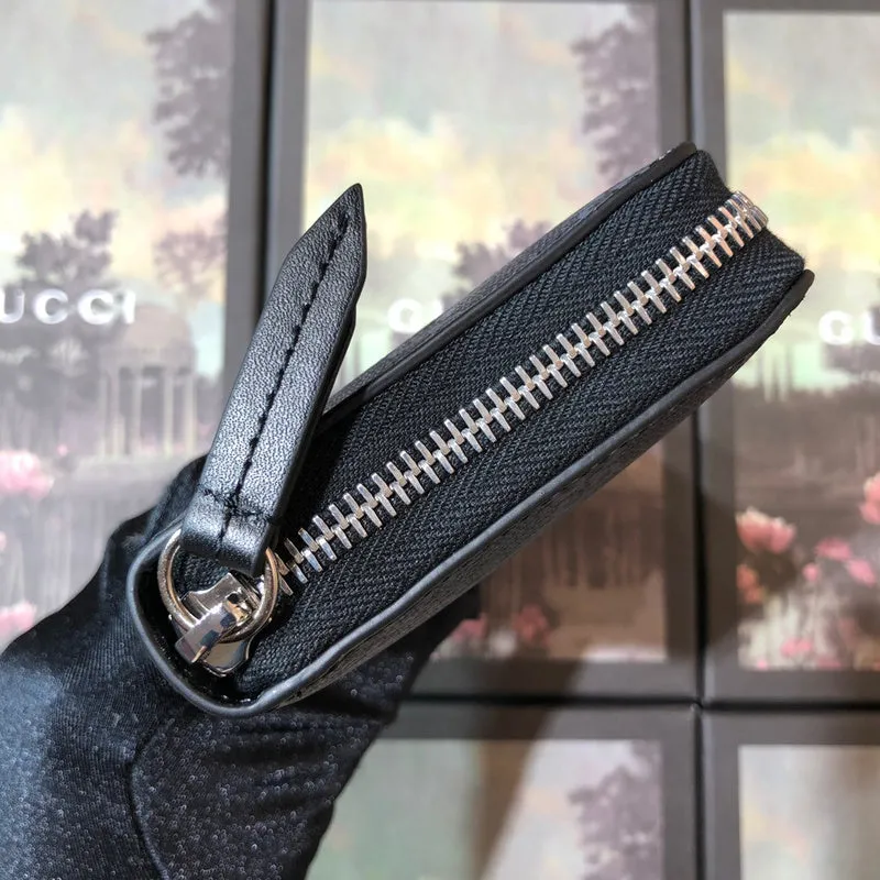Gucci   Luxury Bags  915