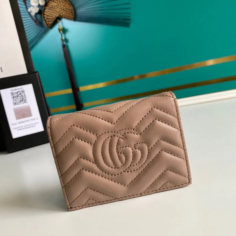 Gucci   Luxury Bags  933