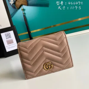 Gucci   Luxury Bags  933