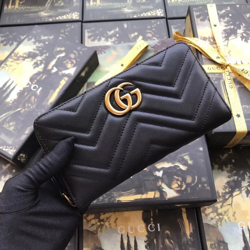 Gucci   Luxury Bags  940
