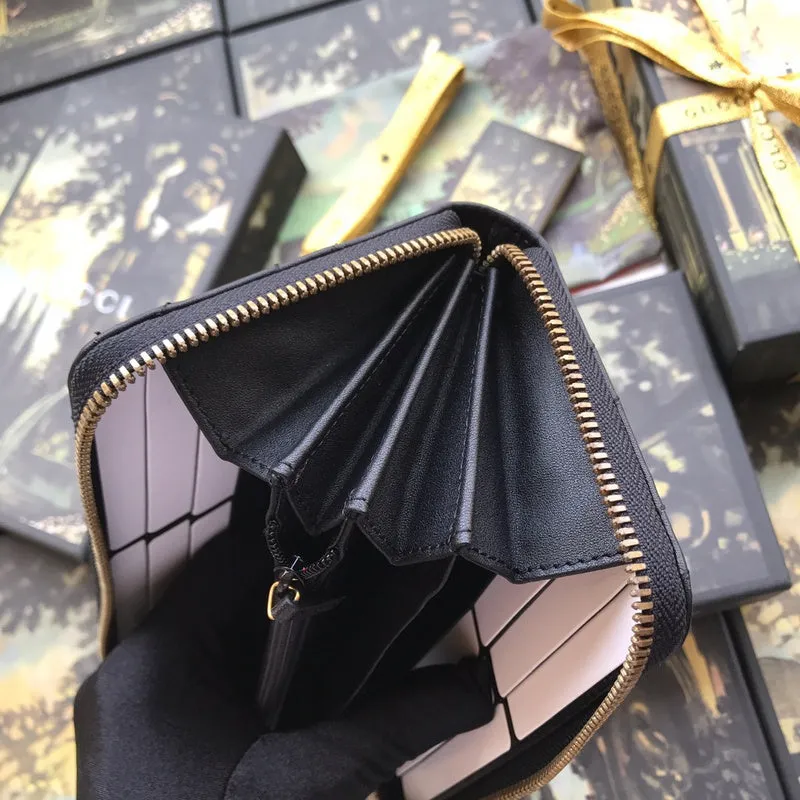 Gucci   Luxury Bags  940