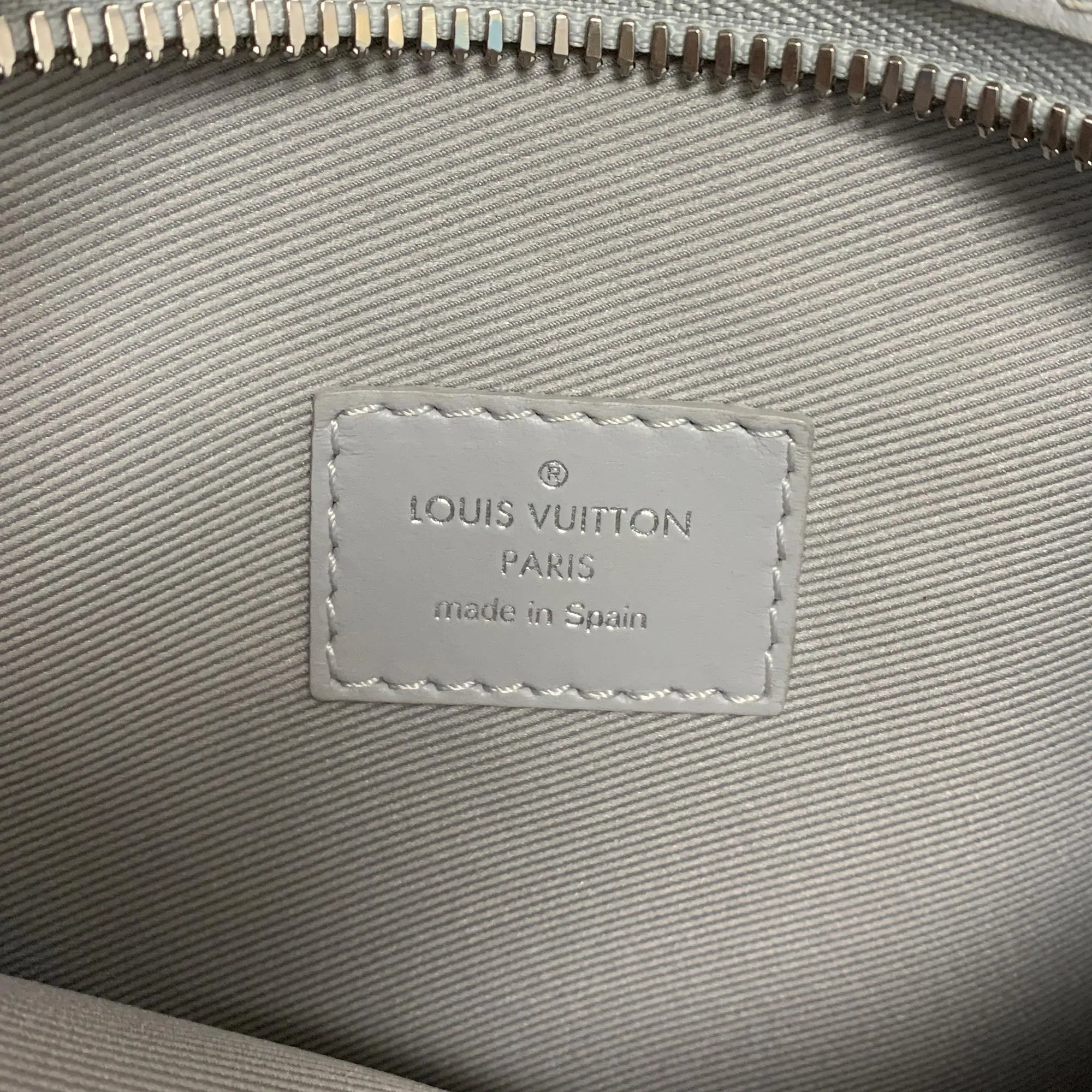 Louis Vuitton Double Flat Messenger (SHG-37953)