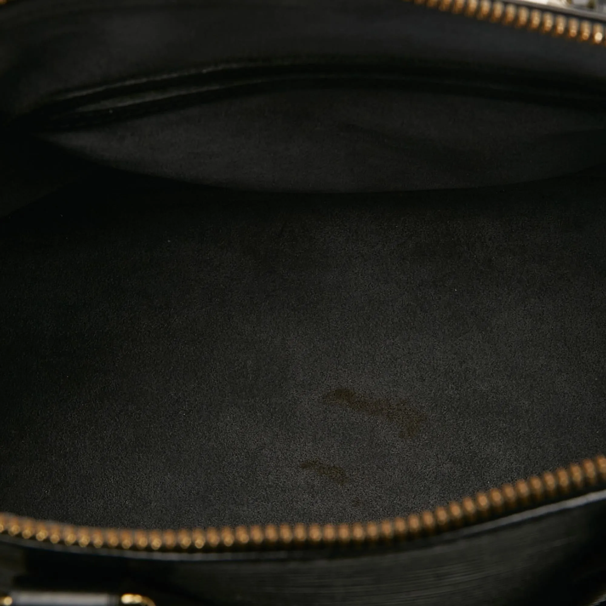 Louis Vuitton Epi Alma PM (SHG-bWZk7r)