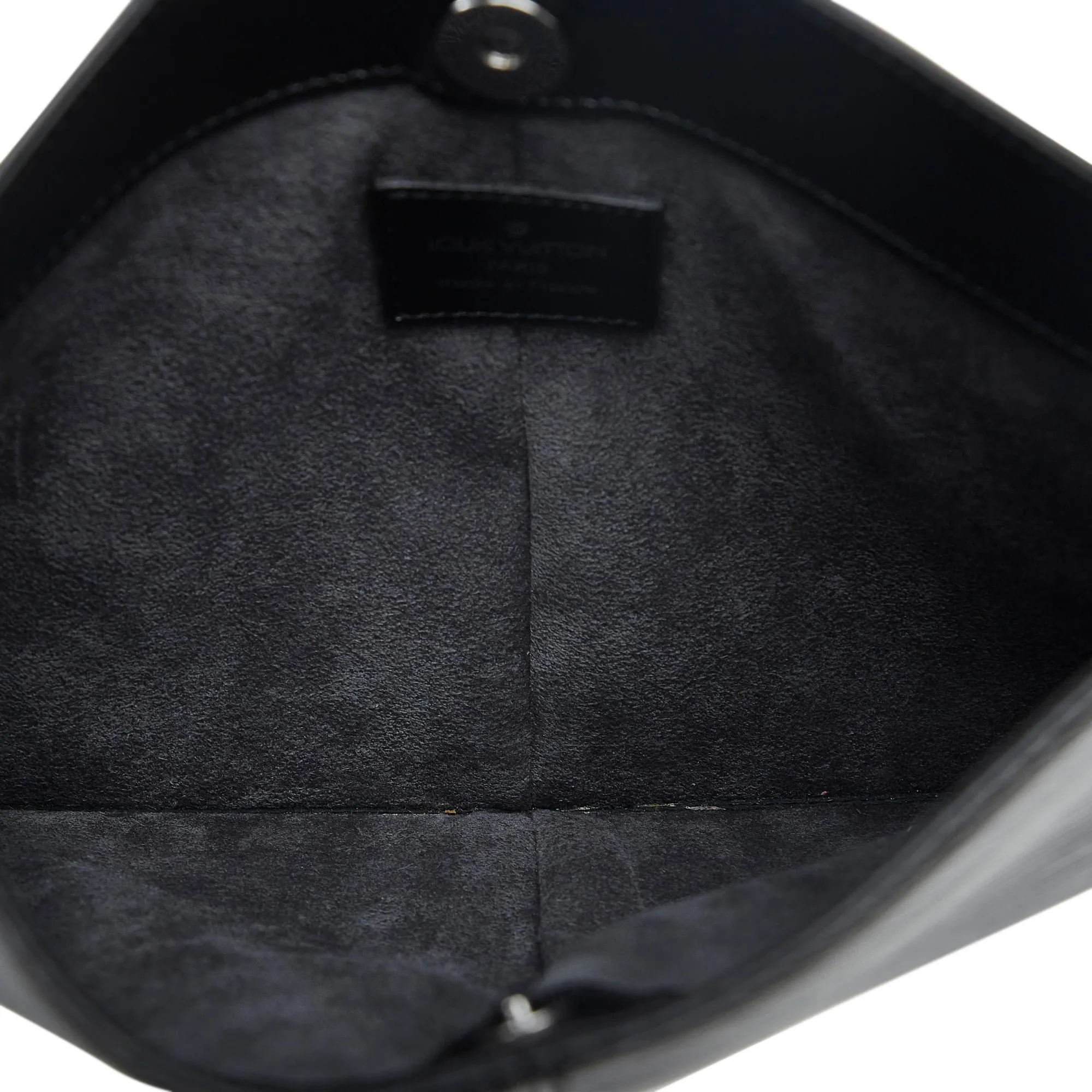 Louis Vuitton Epi Demi Lune Pochette (SHG-Khz0qc)
