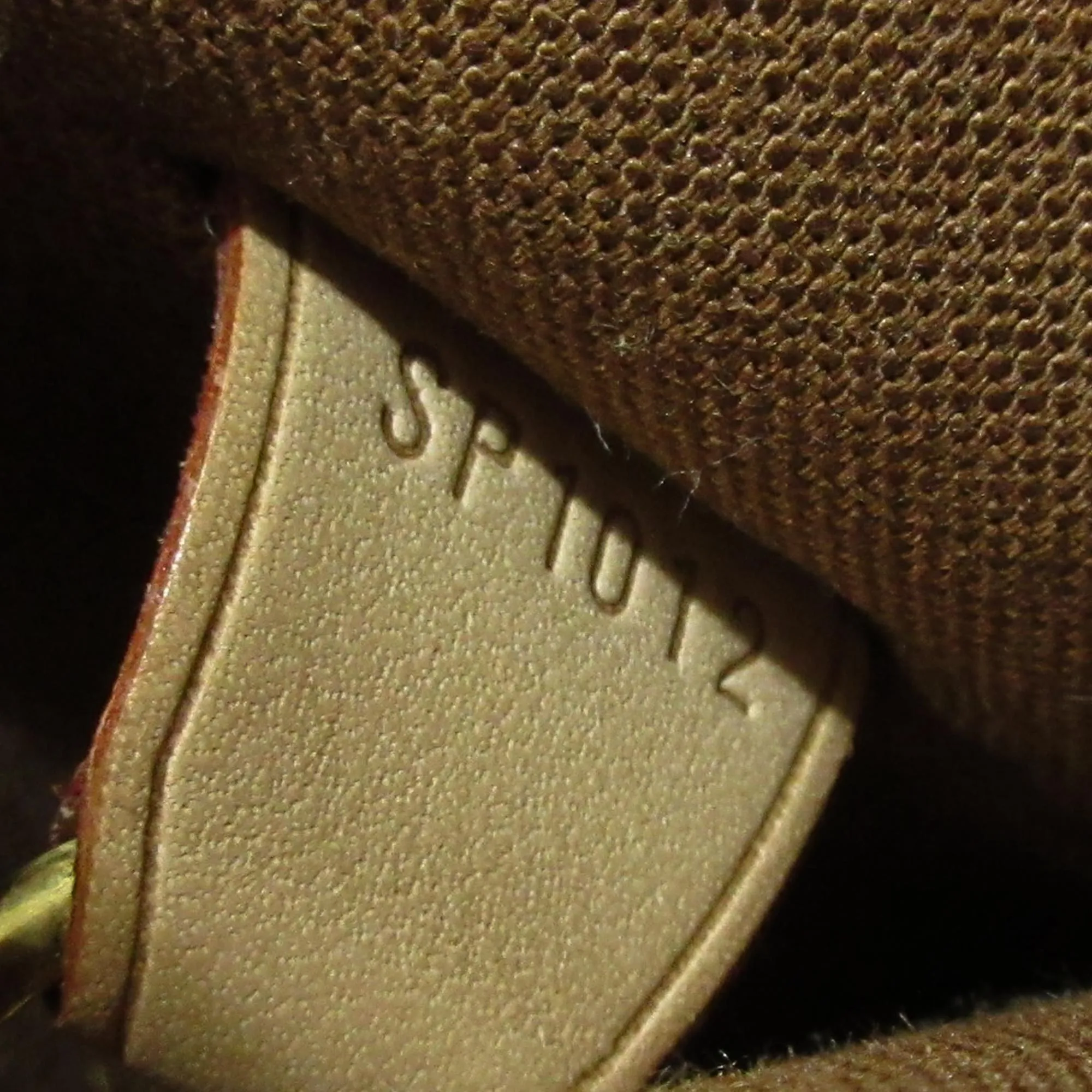 Louis Vuitton Monogram Abbesses (SHG-7XXKvd)
