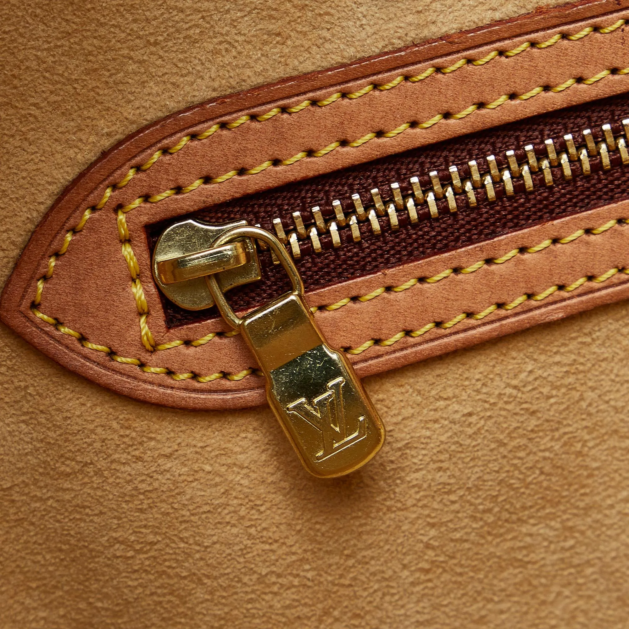 Louis Vuitton Monogram Babylone (SHG-BDKsYm)