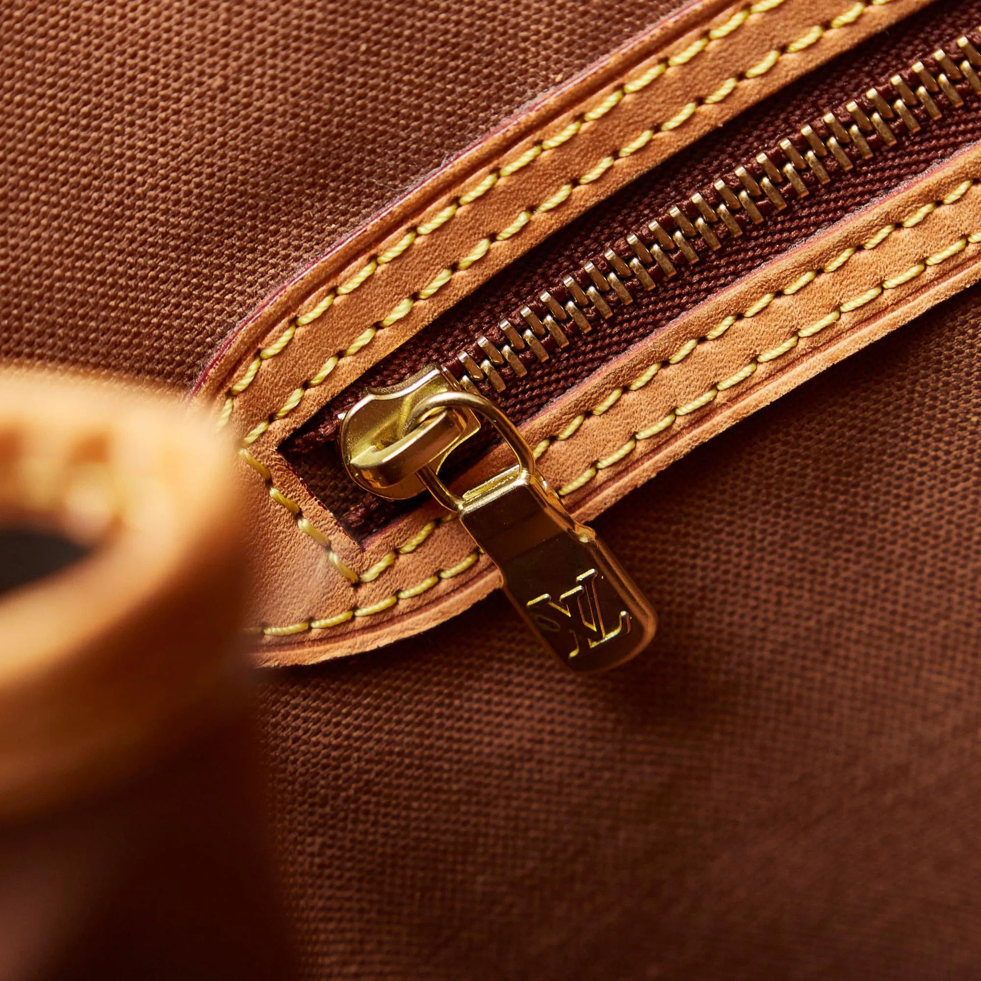 Louis Vuitton Monogram Batignolles Horizontal (SHG-i9dP4i)