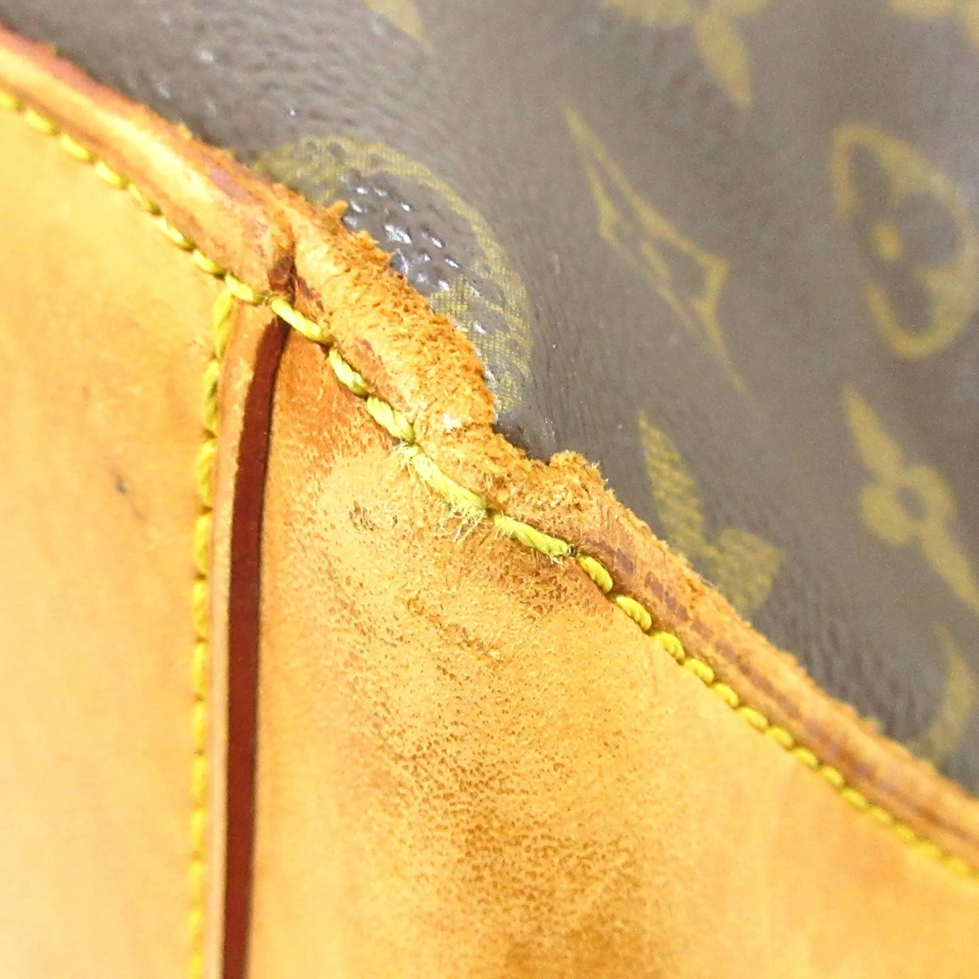 Louis Vuitton Monogram Cabas Mezzo (SHG-4OU6GY)