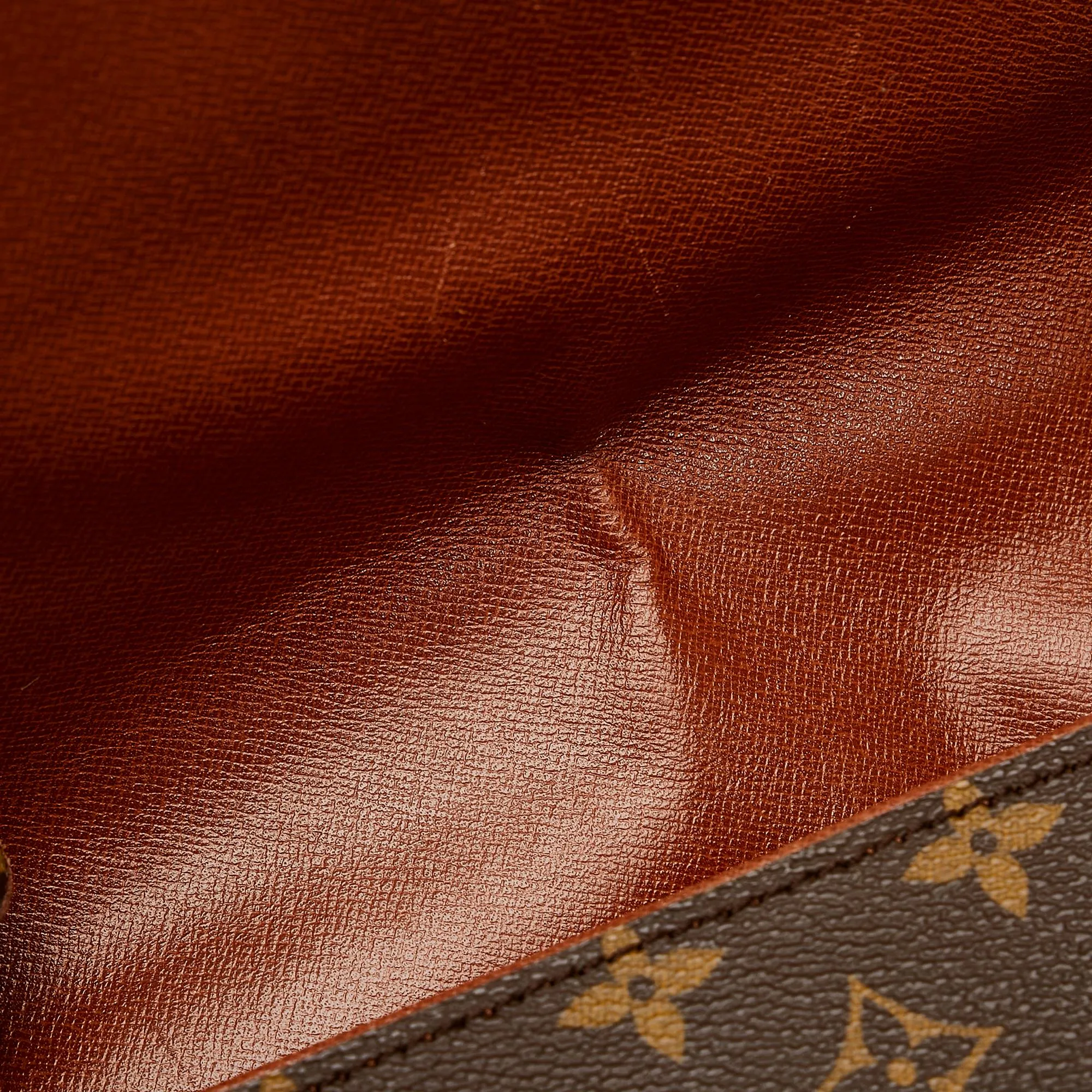 Louis Vuitton Monogram Cartouchiere GM (SHG-eBlitj)
