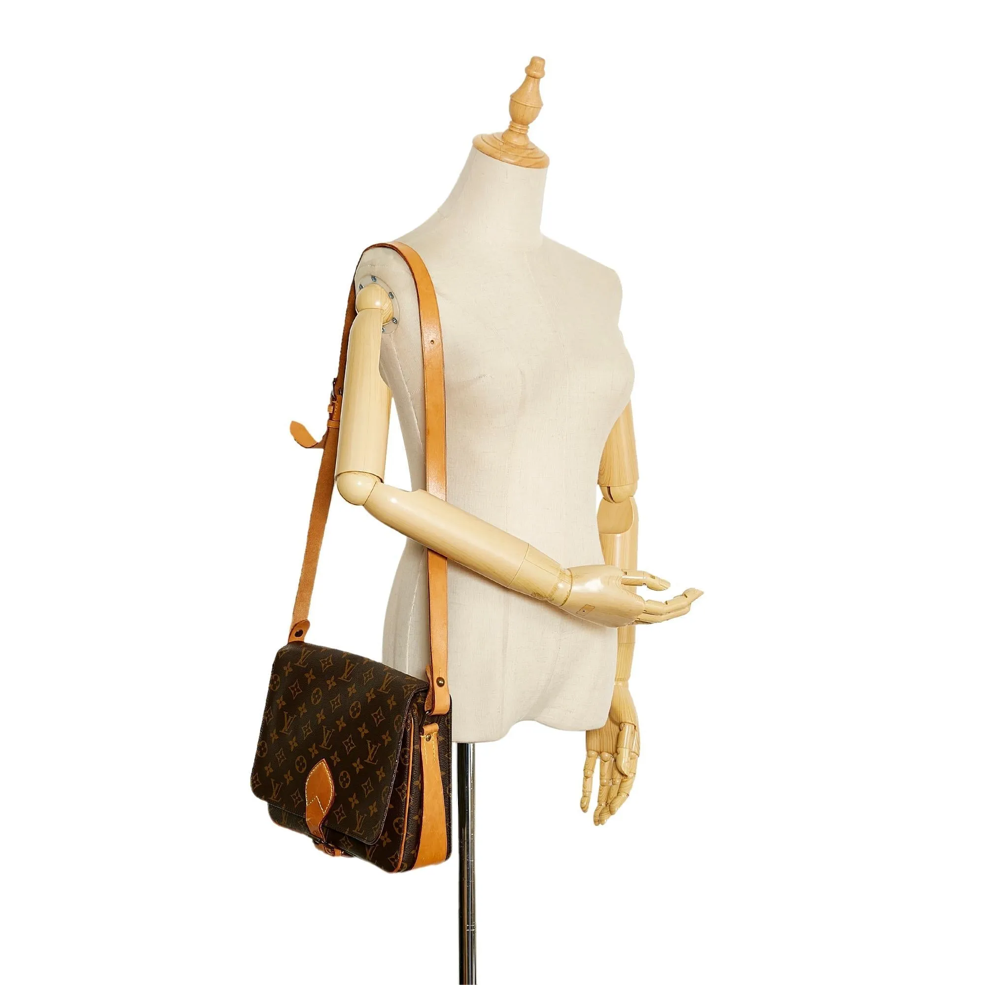 Louis Vuitton Monogram Cartouchiere GM (SHG-eBlitj)