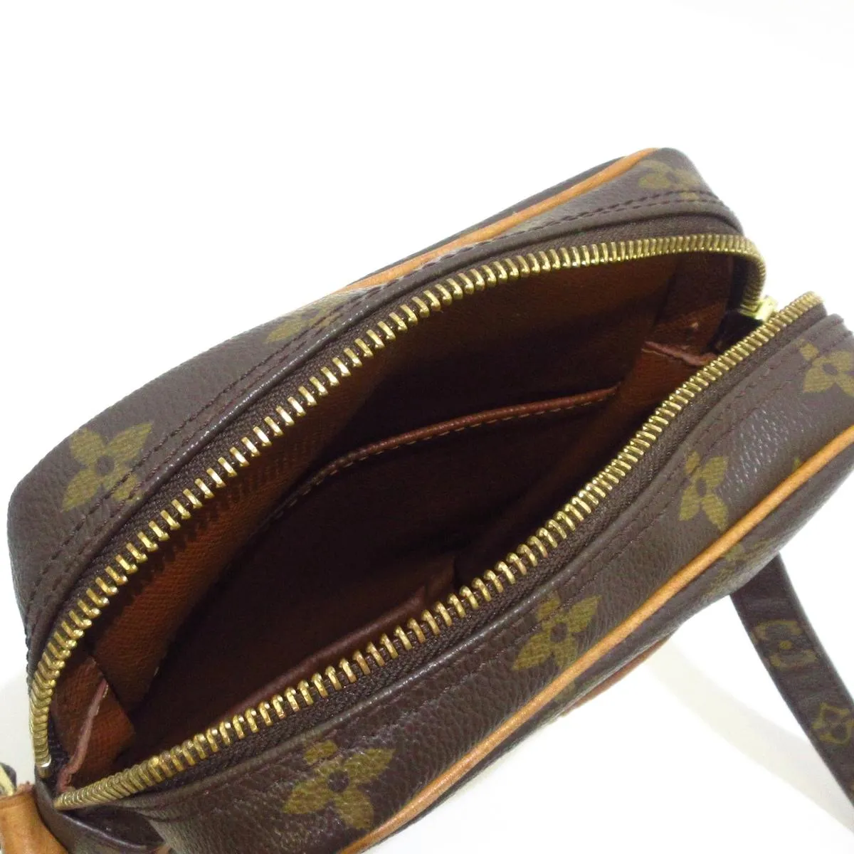 Louis Vuitton Monogram Danube (SHG-37130)