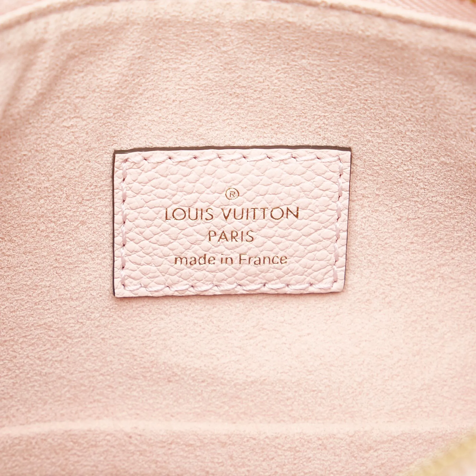 Louis Vuitton Monogram Giant Marshmallow By The Pool PM (SHG-36549)