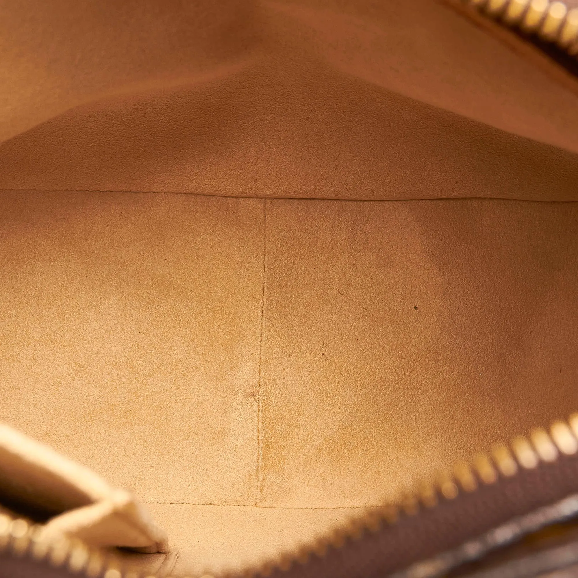 Louis Vuitton Monogram Looping MM (SHG-36592)