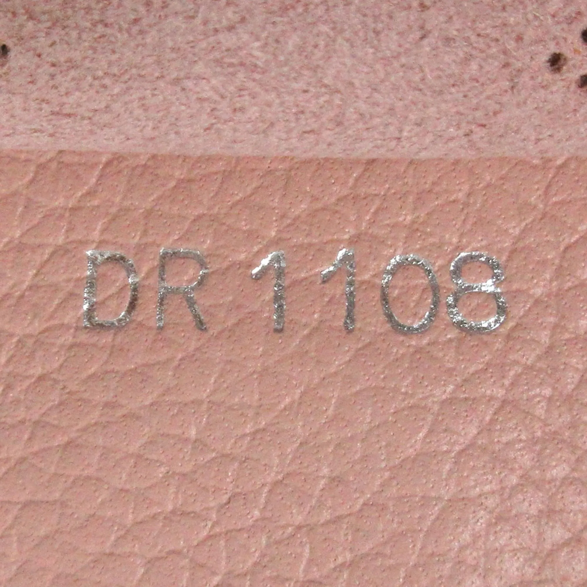 Louis Vuitton Monogram Mahina Hina PM (SHG-L1c1ju)