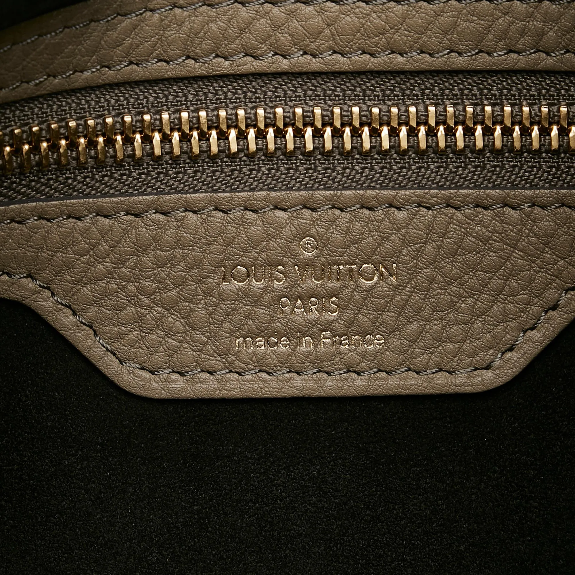 Louis Vuitton Monogram Mahina Selene MM (SHG-36611)