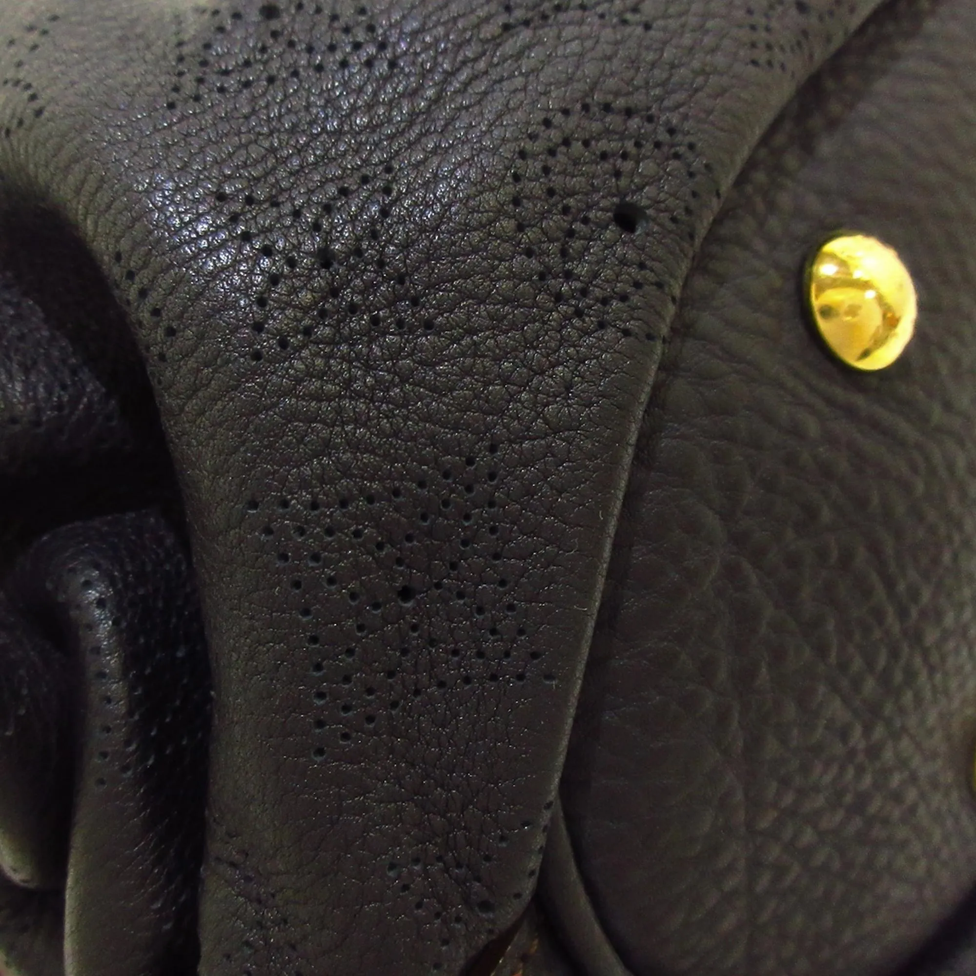 Louis Vuitton Monogram Mahina XS (SHG-36376)