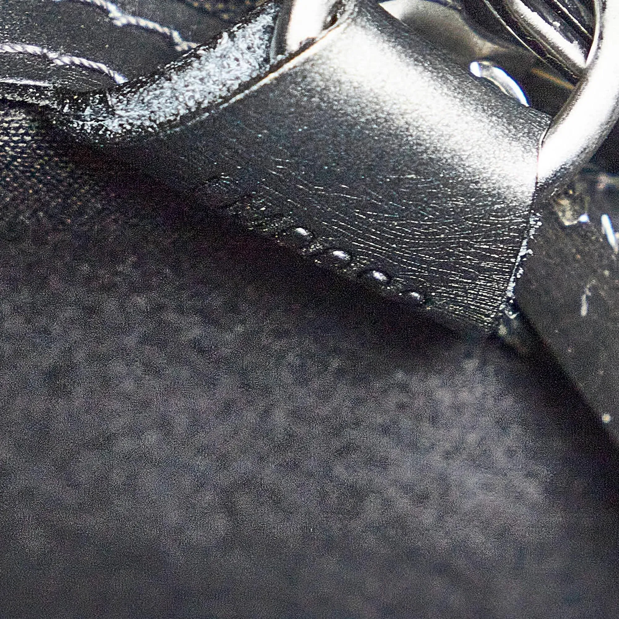 Louis Vuitton Monogram Mat Stockton (SHG-smGoJB)