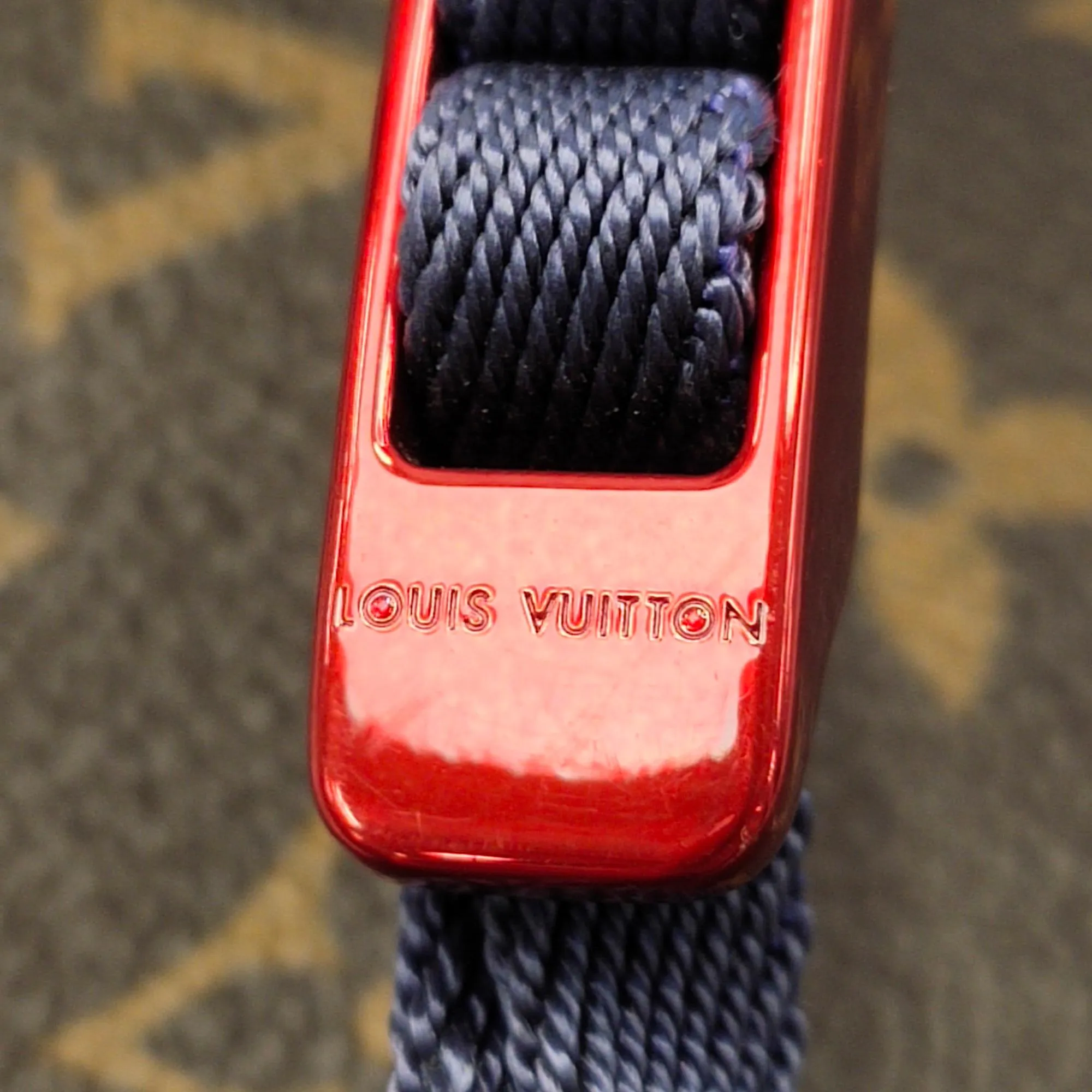 Louis Vuitton Monogram Pacific Outdoor Pouch (SHG-1lMqra)