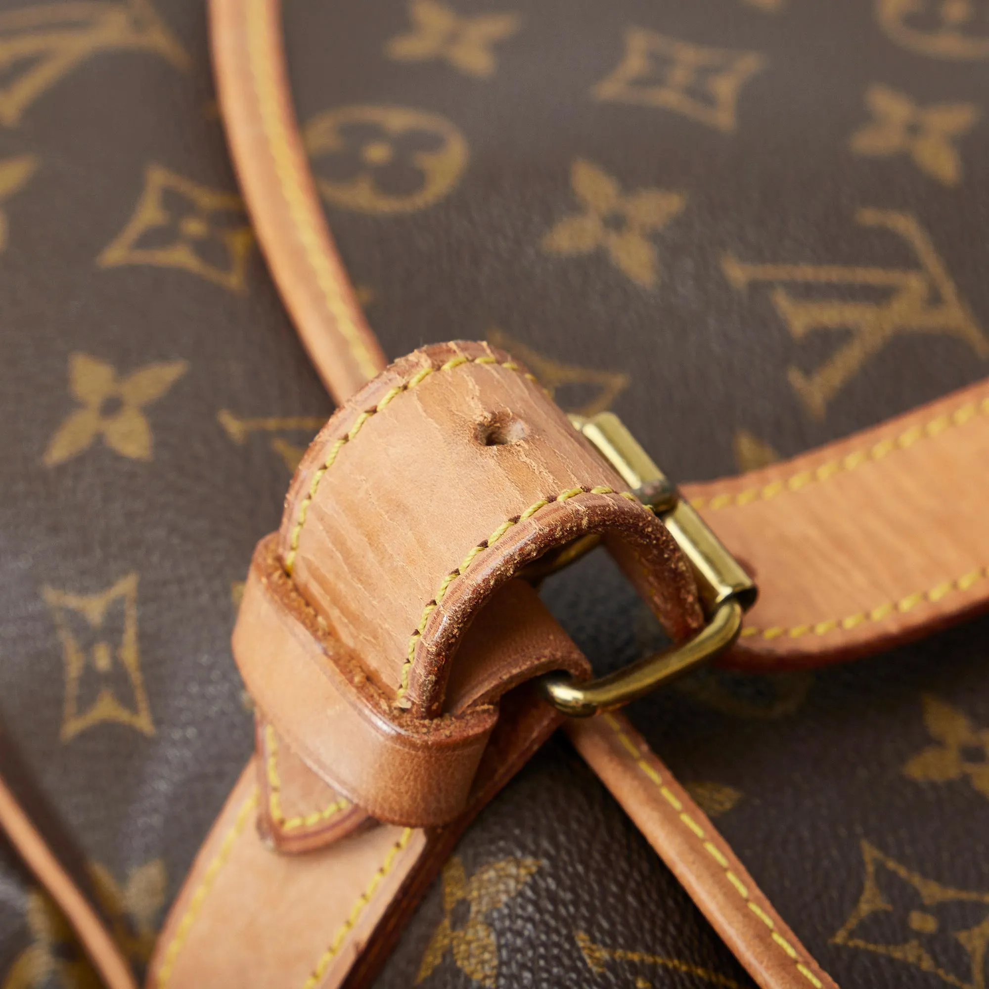 Louis Vuitton Monogram Saumur 35 (SHG-P8frKY)