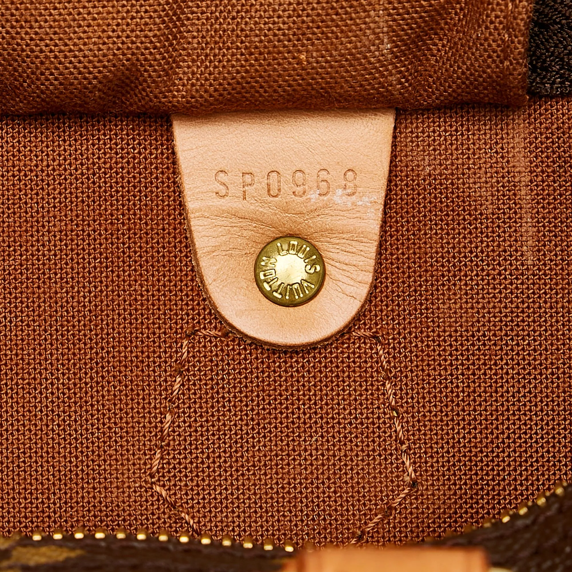 Louis Vuitton Monogram Speedy 40 (SHG-37856)