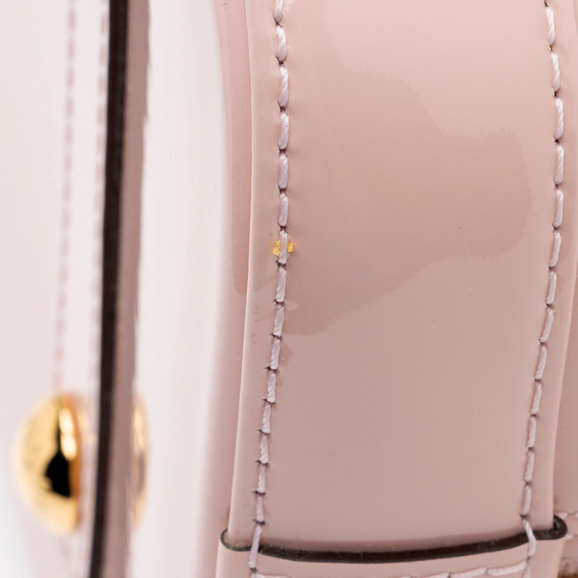 Louis Vuitton Monogram Vernis Alma PM Satchel (SHF-D9F4mc)