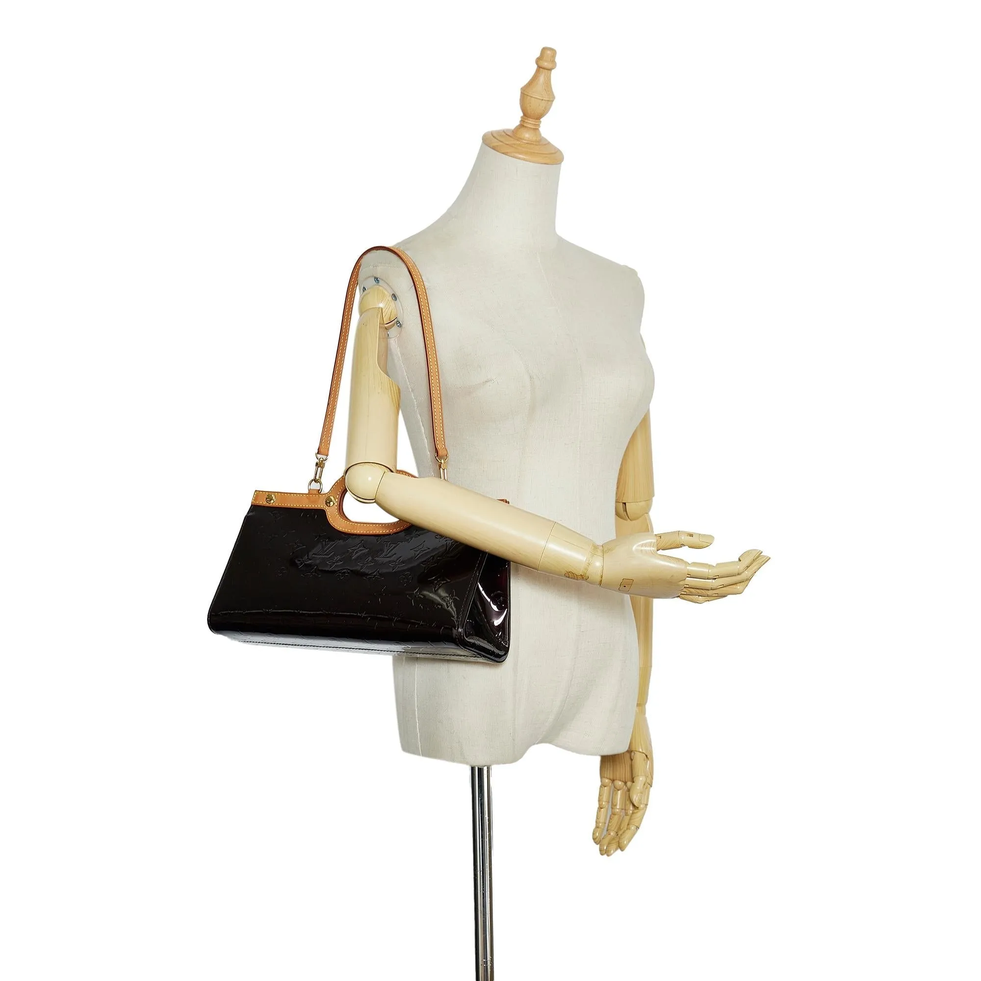 Louis Vuitton Monogram Vernis Roxbury Drive (SHG-W3D9Oh)