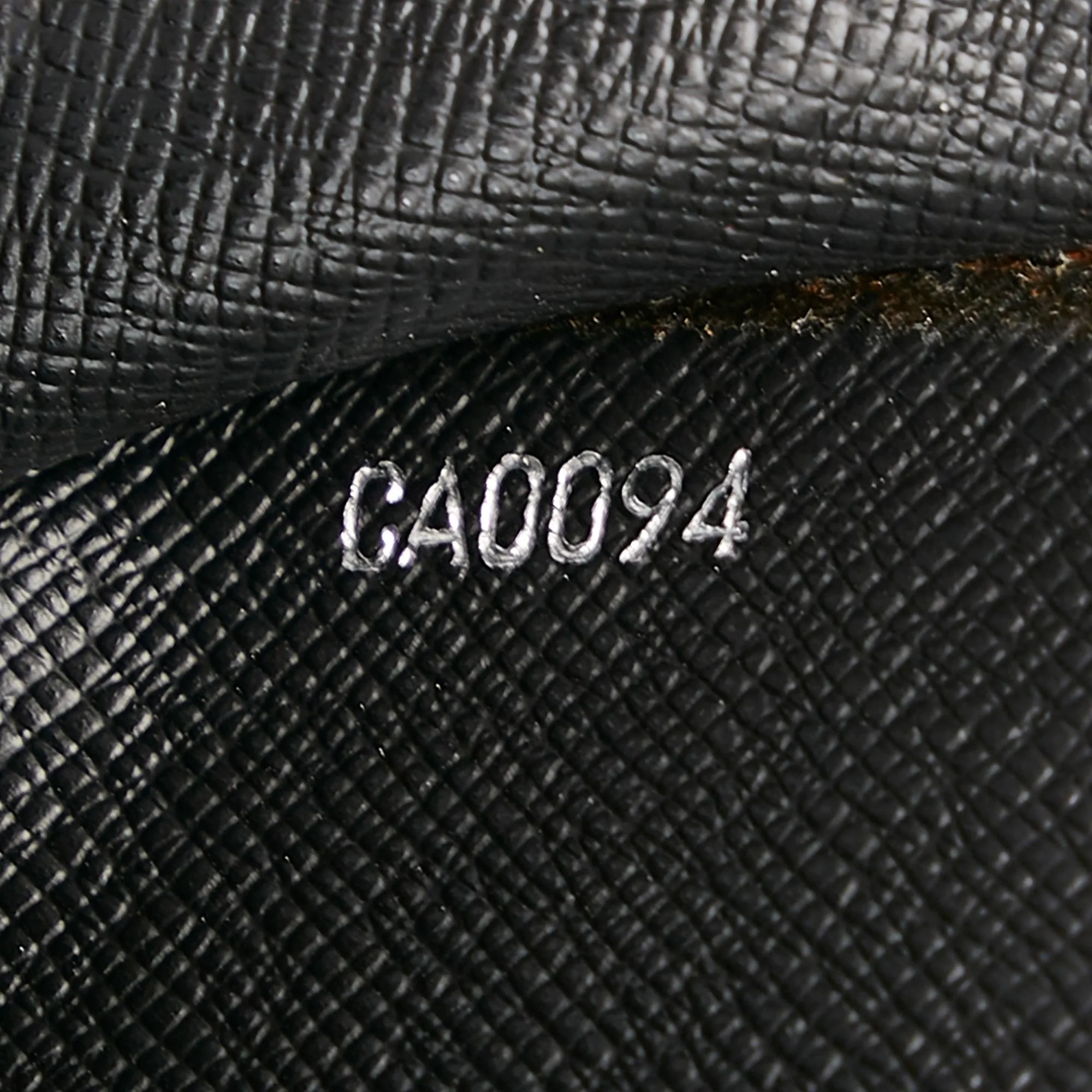 Louis Vuitton Taiga Selenga (SHG-ac5zUF)