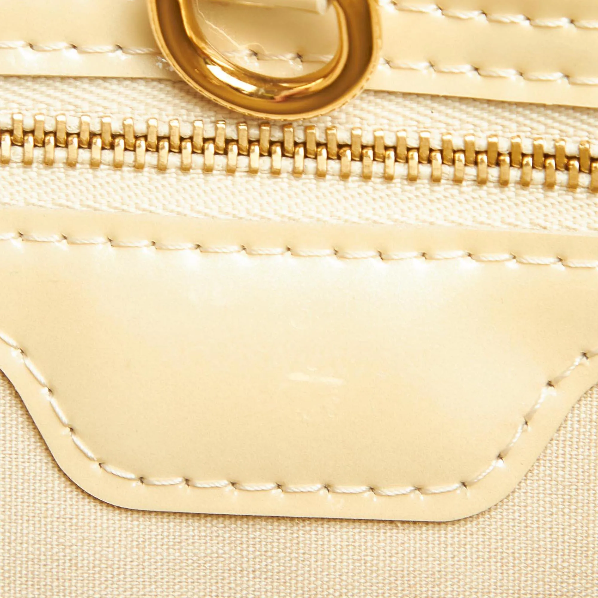 Louis Vuitton Vernis Wilshire PM (SHG-36764)