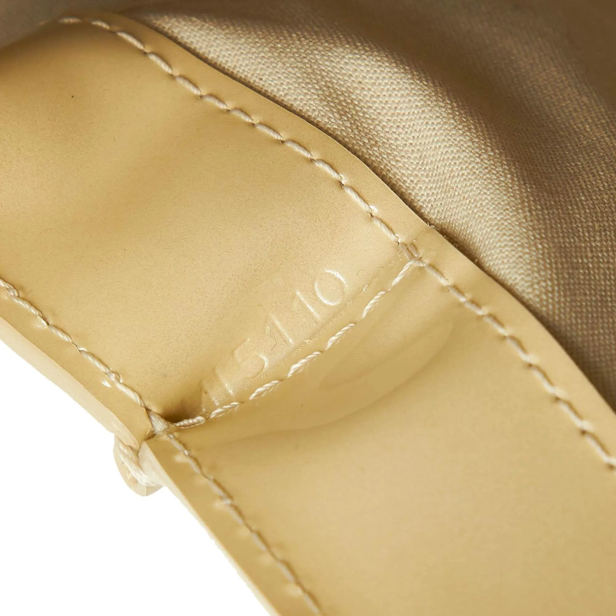 Louis Vuitton Vernis Wilshire PM (SHG-36764)
