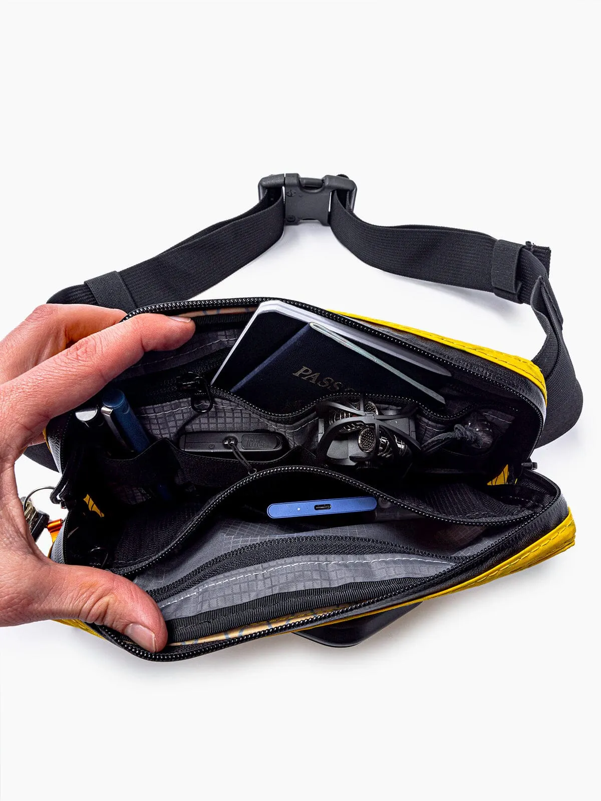 Notch Tech Pouch