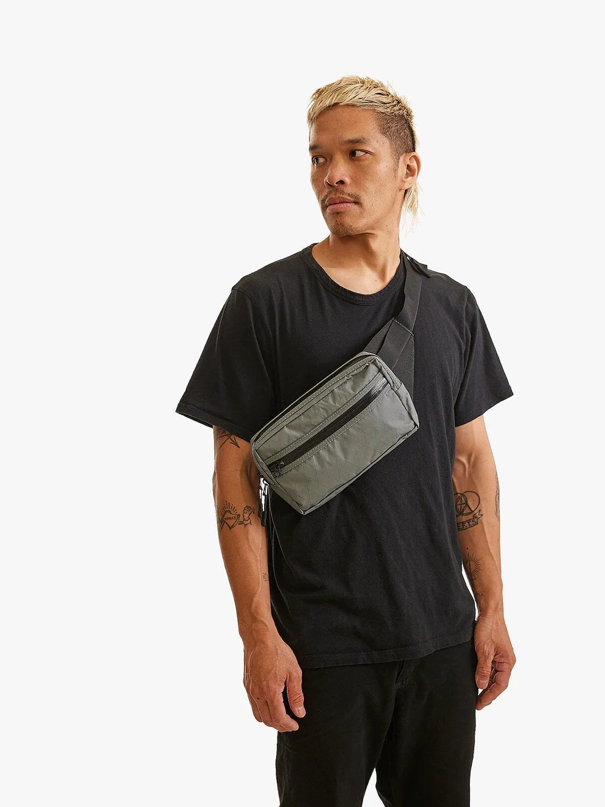 Notch Tech Pouch