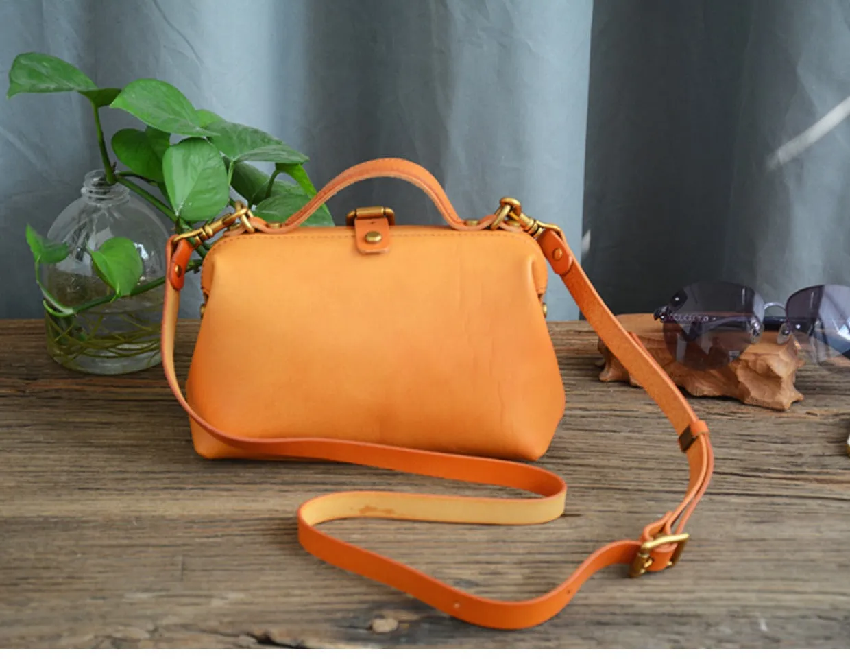 Small Doctor Style Handbag Dr Style Handbags For Women