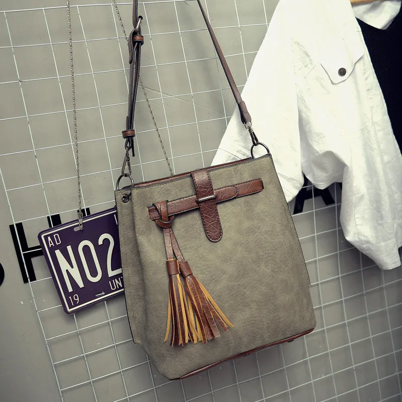 Tassel Bucket Bag