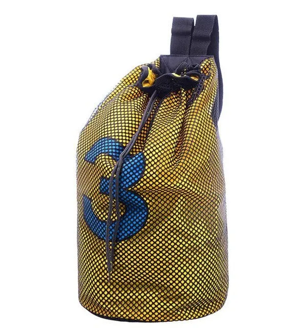 The large capacity men travel bag packs