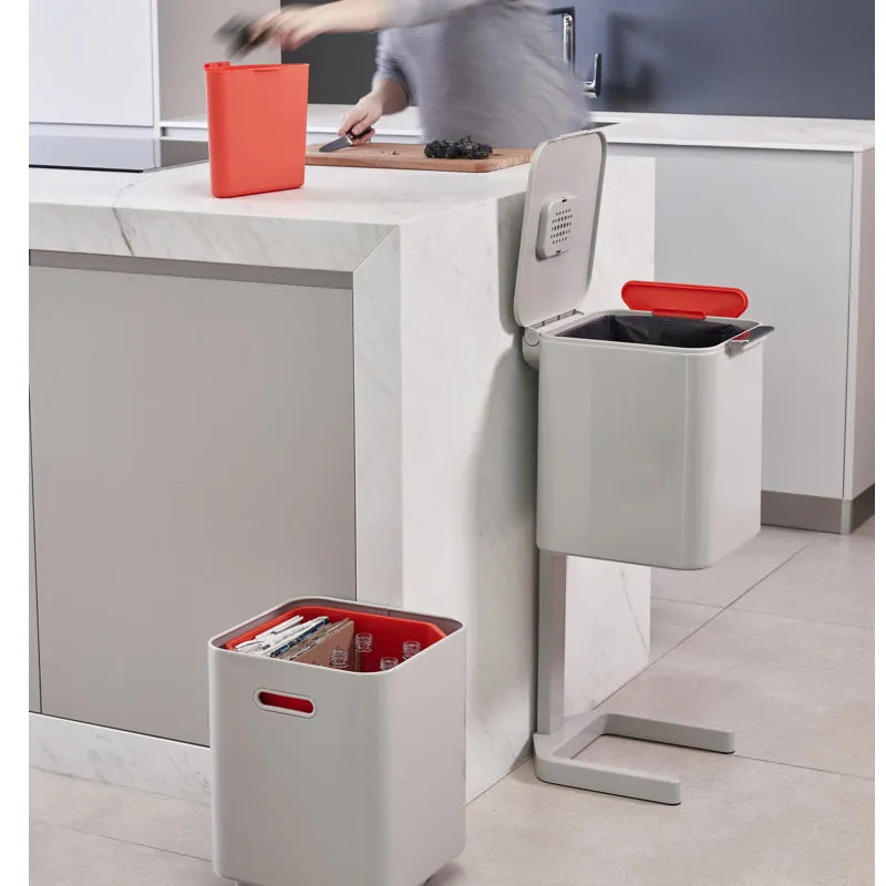 TOTEM COMPACT Waste Bin